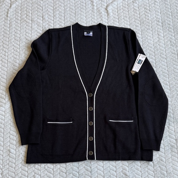 Fourmy by Cintas Women's Black Cardigan Sweater Size M - Picture 1 of 9